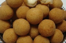 bolinho-de-queijo1-610x300