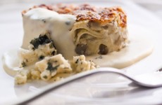 Lasanha com alcachofra e gorgonzola