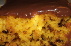 Receita-Bolo-de-Cenoura-Formigueiro-de-Chocolate-610x300