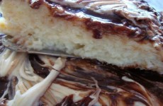 bolo-de-coco-com-chocolate