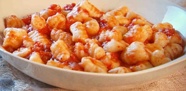 homemade_gnocchi_horiz