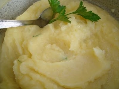 13_28_07_325_como_fazer_pure_de_batatas