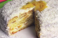 bolo-de-abacaxi-com-coco