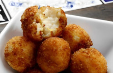 Bolinho-de-arroz-1-1024x683-1-1