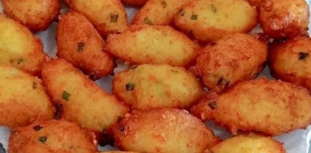 Bolinho-de-arroz-de-liquidificador-uma-excelente-opcao-para-o-lanche-da-tarde-1-1