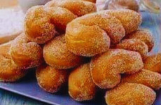 Bolinho-de-chuva-em-espiral-