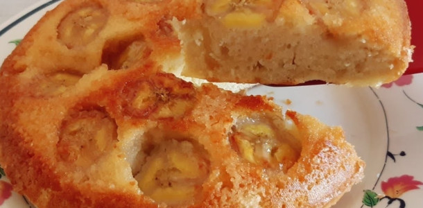 Bolo-de-banana-de-frigideira-fica-pronto-em-15-minutos-e-muito-gostoso-1