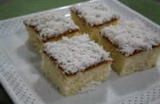 Bolo-de-maisena-com-coco-voce-vai-se-apaixonar-por-essa-maravilha-1