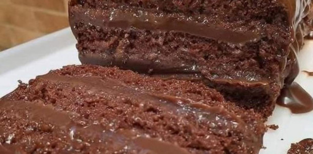 Bolo-nega-maluca-com-recheio-de-chocolate-delicioso-vai-sobrar-nadinha-desse-bolo-1