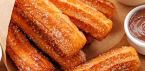 Churros-caseiros-assados-uma-sobremesa-deliciosa-feita-para-ti-1