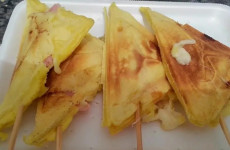 Crepe-Suico-na-Sanduicheira-Facil-e-Delicioso-1