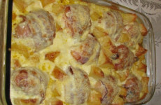 File-de-frango-com-bacon-e-queijo-parmesao-este-prato-e-perfeito-e-vai-te-deixar-com-agua-na-boca-1