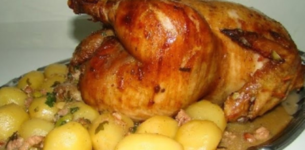 Frango-assado-feito-na-panela-de-pressao-faca-esse-patrimonio-cultural-da-familia-brasileira-que-fica-divino-1