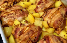 Frango-com-bacon-e-batatas-ja-pensou-esse-frango-no-almoco-da-familia-1