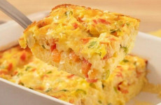 Omelete-de-forno-delicioso-para-uma-refeicao-nutritiva-e-saudavel-1-1