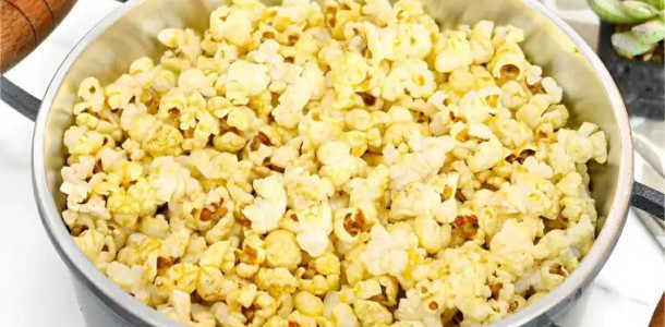 Os-segredos-da-pipoca-de-cinema-uma-pipoca-amanteigada-deliciosa-para-fazer-na-sua-casa-1