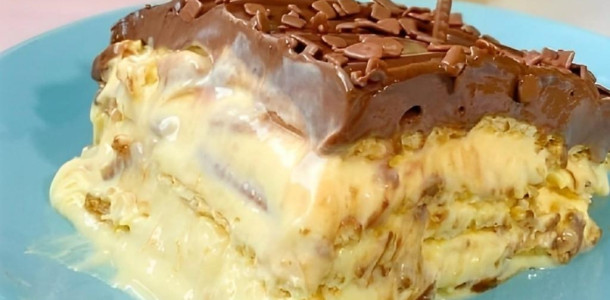 Pave-de-mousse-de-maracuja-com-chocolate-para-deitar-todos-babando-1