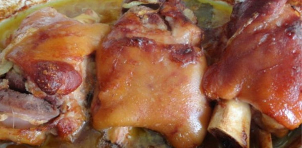 Pernil-no-forno-com-cerveja-o-sabor-fica-maravilhoso-e-vao-achar-que-foi-um-verdadeiro-chef-de-cozinha-quem-fez-1