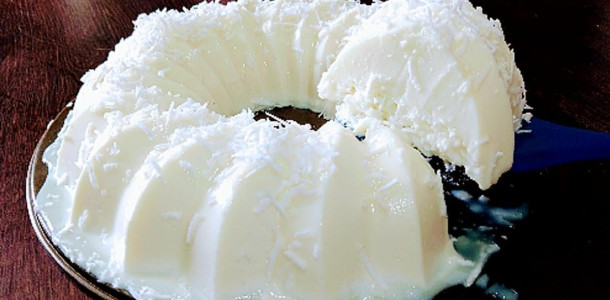 Pudim-de-Coco-Sem-Ovos-e-Sem-Forno-Basta-Bater-os-Ingredientes-e-Gelar-1