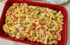 Salada-de-macarrao-ou-macarronese-receita-classica-e-saudavel-1