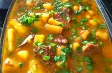 Vaca-atolada-com-costela-bovina-deliciosa-e-o-segredo-da-receita-veio-de-Minas-Gerais-1