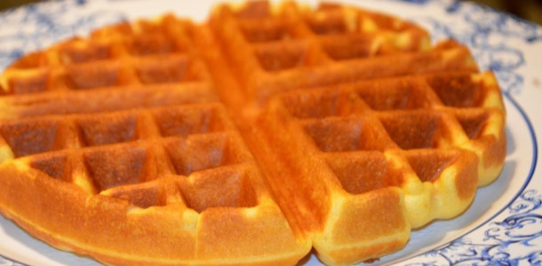 Waffle-de-Fuba-Rapido-e-Saboroso-2