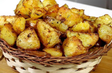 batata-assada-no-forno-receita-toda-hora-1024x684-1-1