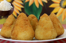 coxinha-de-arroz-cozido-11-0811