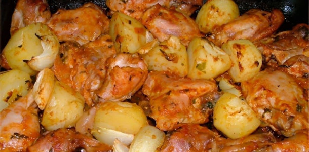 frango-assado-com-batatas-pratico-1024x683-1-1