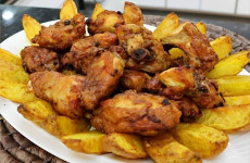 frango-com-batatas-na-airfryer-1024x683-1-1