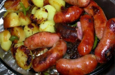 linguica-assada-no-forno-com-batatas-1024x683-1-1