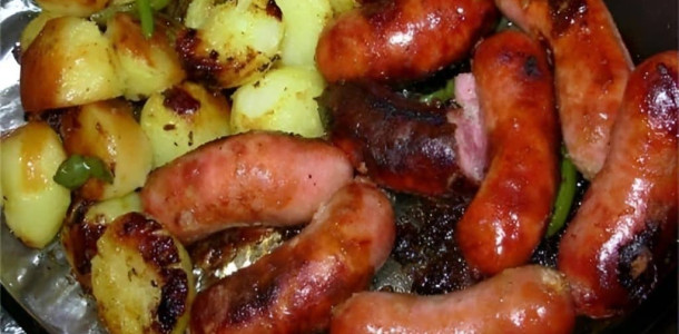 linguica-assada-no-forno-com-batatas-1024x683-1-1