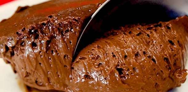 mousse-de-chocolate-em-poucos-minutos-receita-toda-hora-1024x684-1-1