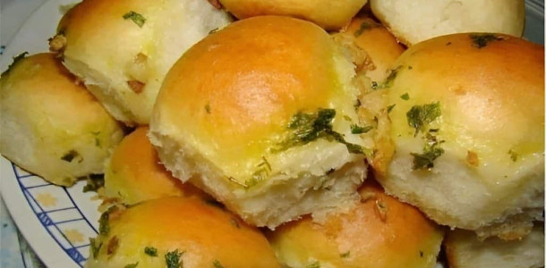 pao-de-cebola-1-1024x683-1-1