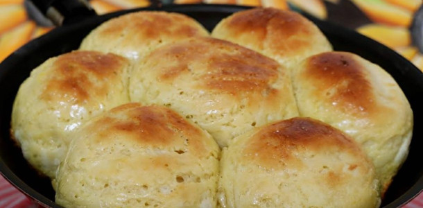 pao-de-frigideira-pronto-em-30-minutos-receita-toda-hora-1024x683-1-2