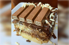 pave-de-kit-kat-receita-toda-hora-1024x683-1-1