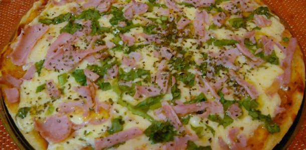 pizza-com-massa-de-batata-receita-toda-hora-1024x683-1-1