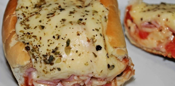 pizza-no-pao-frances-facil-1024x684-1-1