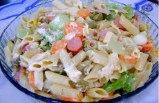 salada-de-macarrao-1024x683-2-1