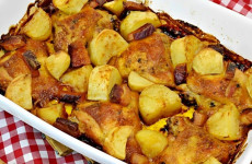 sobrecoxa-assada-com-batatas-receita-toda-hora-1024x683-1-1