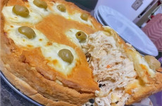 torta-de-frango-com-requeijao-1024x683-1-1