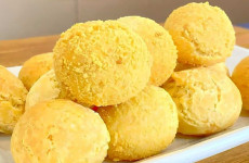 pao-de-queijo-de-tapioca-24-10