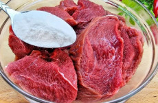 O-segredo-chines-para-deixar-a-carne-mais-macia.-Nao-preparo-mais-de-um-jeito-diferente