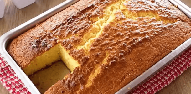 bolo-de-fuba-com-maizena-simples